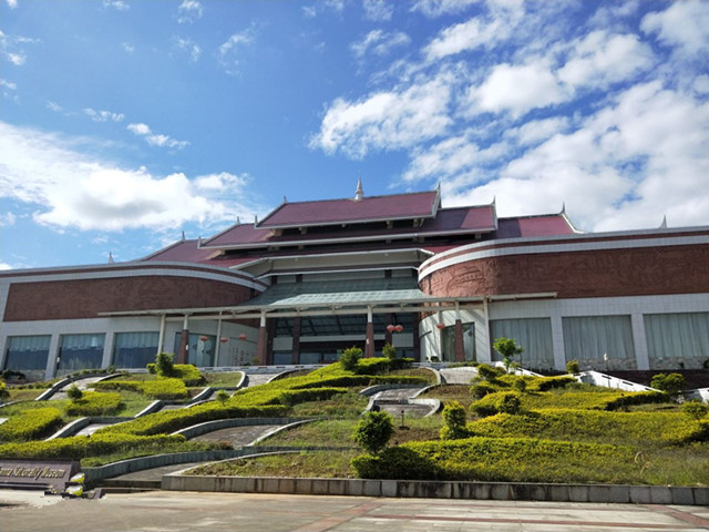 西雙版納民族博物館設計占地2萬多平，展廳設計面積4300平方米