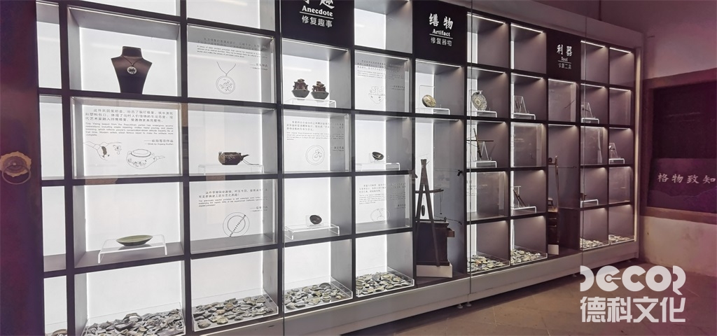 如何利用展覽館裝修的視覺元素和圖形設(shè)計(jì)來(lái)創(chuàng)造獨(dú)特的展覽風(fēng)格？